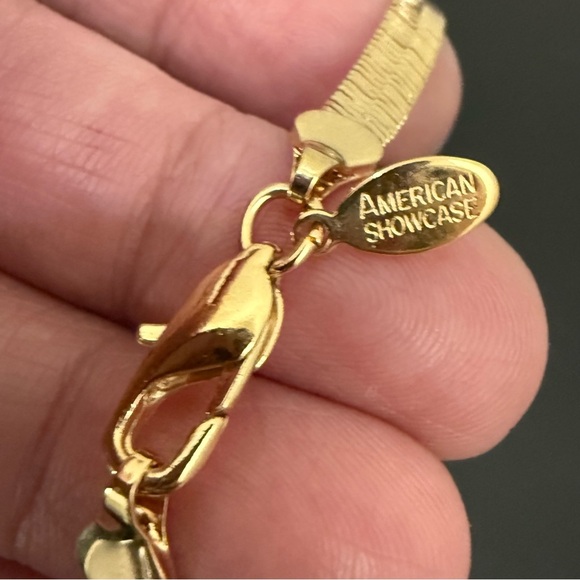 Vintage AMERICAN SHOWCASE Gold-tone Herringbone Flat Chain 18” Necklace 12g. - Picture 11 of 12